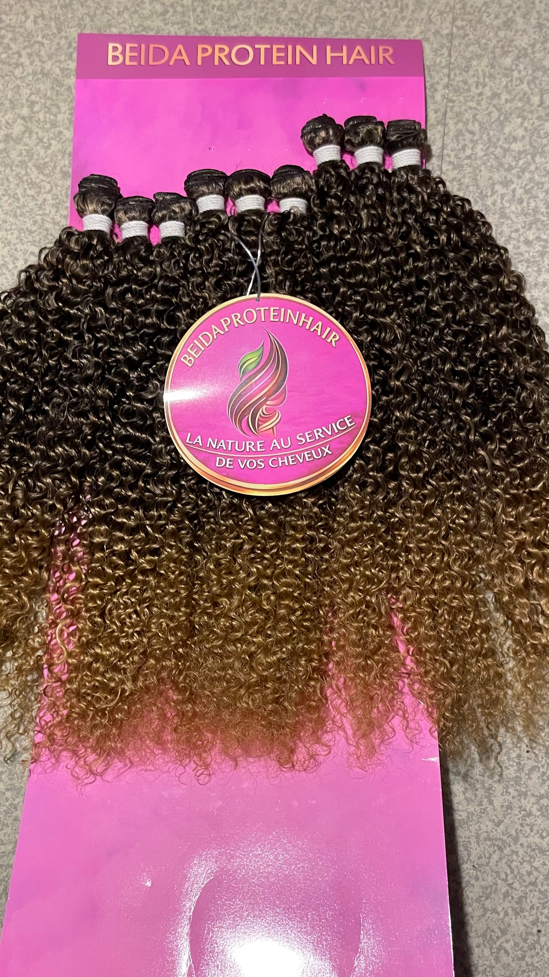 Livraion à partir du 13 juin Tissage curly M1/27 9 boule de tissage ! 300g un paquet pour une tête ! 7 boules suffisent largement