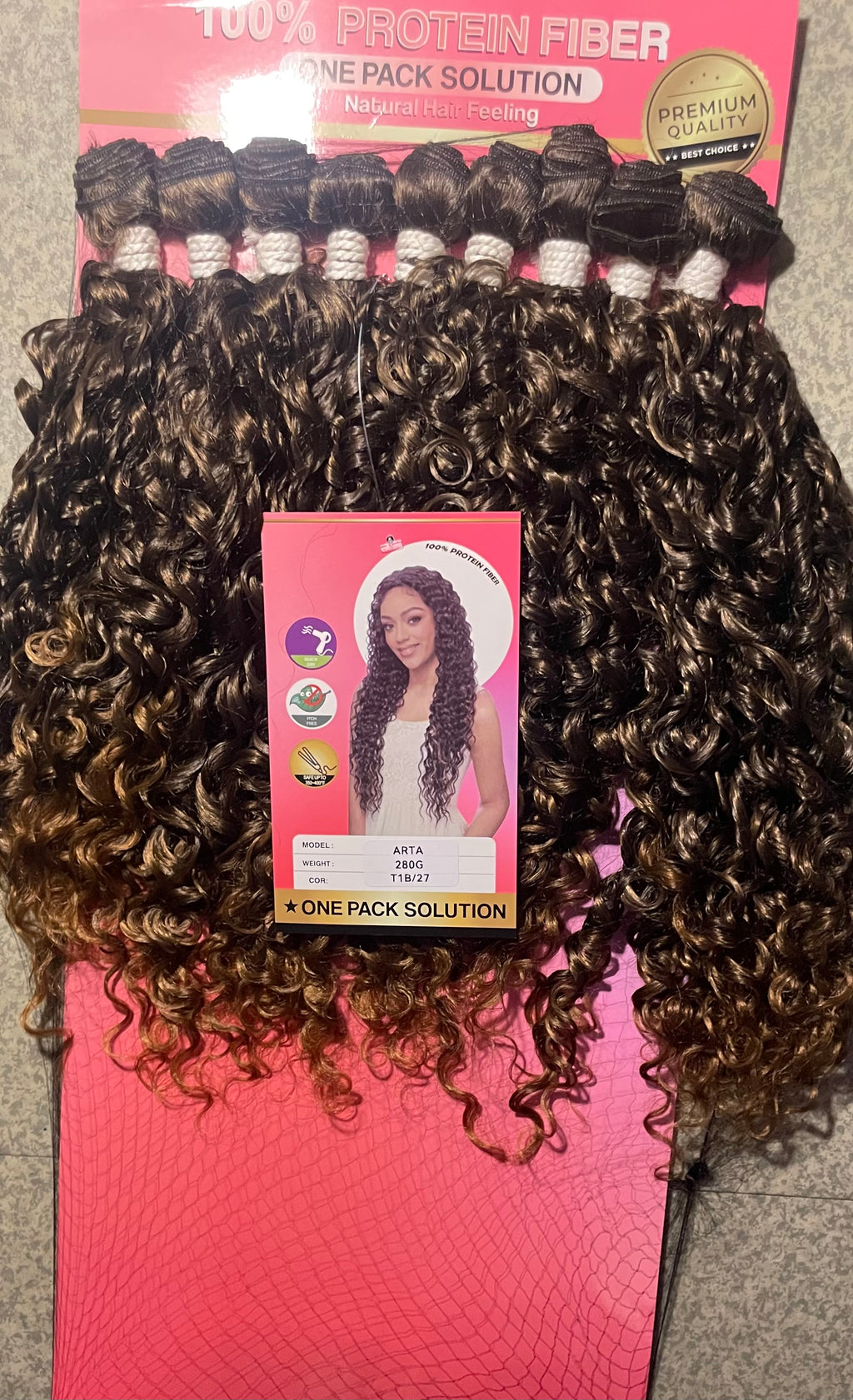 Tissage biofibre belle couleur taille 24 et 26 9 boules de tissage biofibre ! Les courts derrière les longs devant !